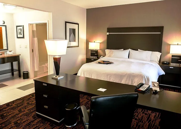 Hampton & Tulsa/tulsa Hills Hotel