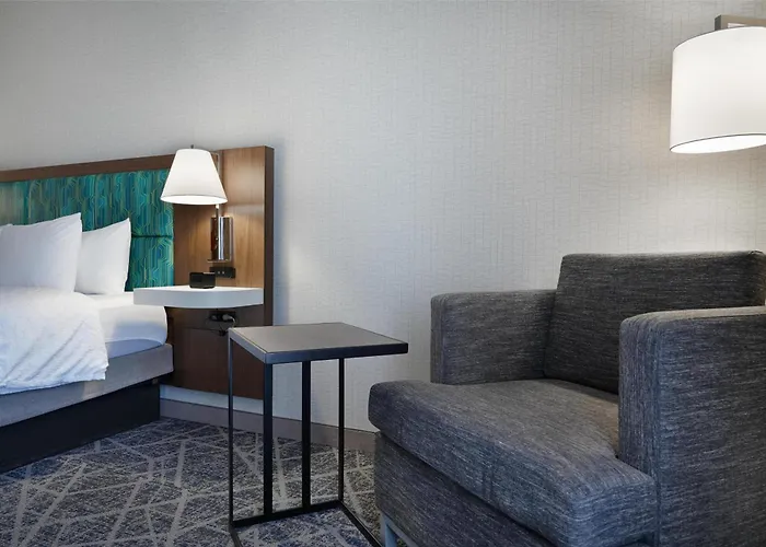 Hampton & Tulsa/tulsa Hills Hotel Tulsa