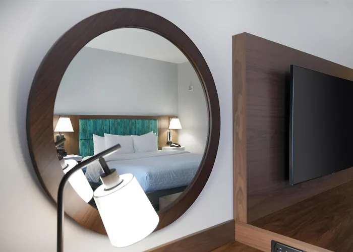 Hampton & Tulsa/tulsa Hills Hotel 3*