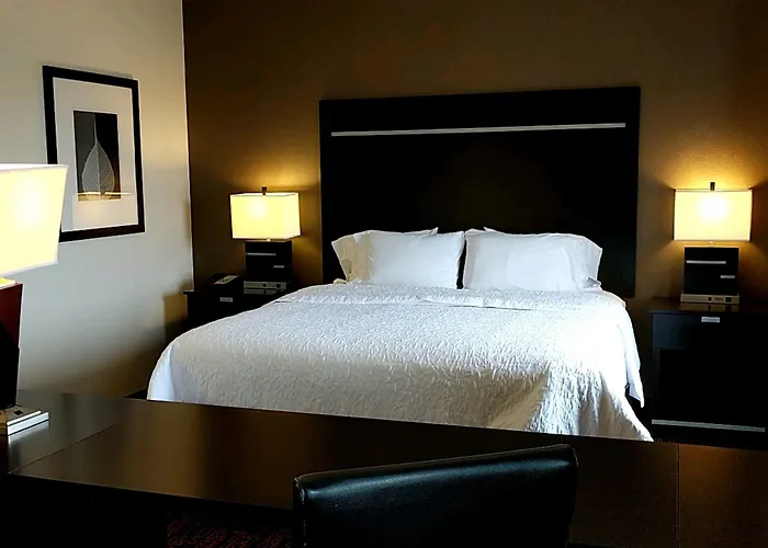Hampton & Tulsa/tulsa Hills Hotel Tulsa