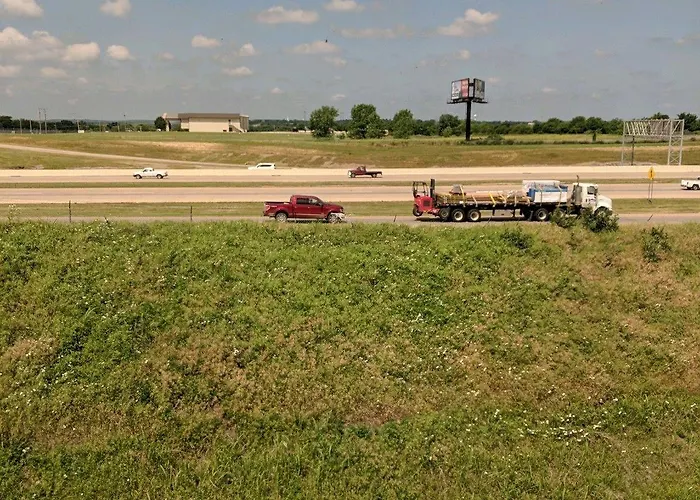 Hampton & Tulsa/tulsa Hills Tulsa