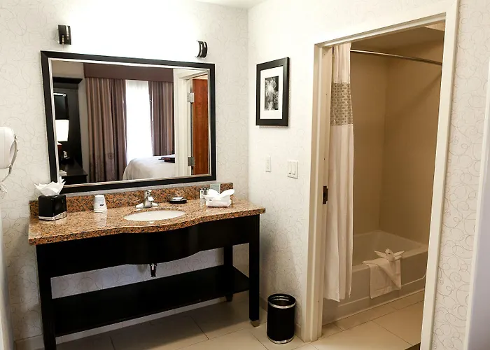 Hampton & Tulsa/tulsa Hills Hotel Tulsa