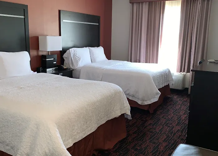 Hampton & Tulsa/tulsa Hills Hotel 3*