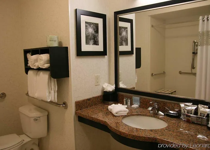 Hampton & Tulsa/tulsa Hills Hotel